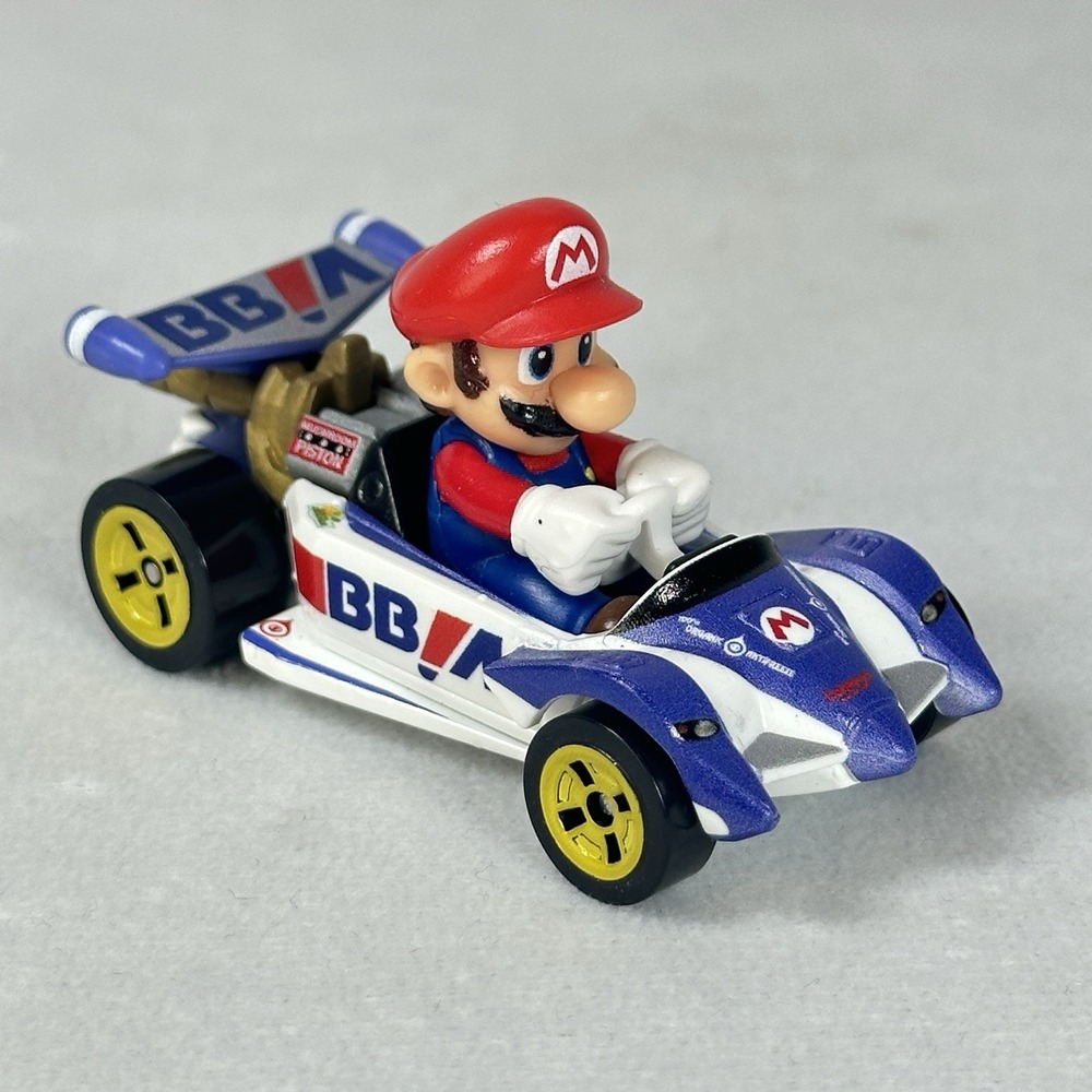 Mario Kart Hot Wheels Mario Circuit Special 1:64 2018 Mattel